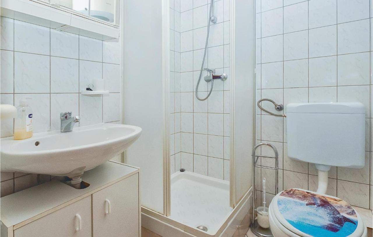 Lovely Apartment In Omis With Kitchenette Exterior foto